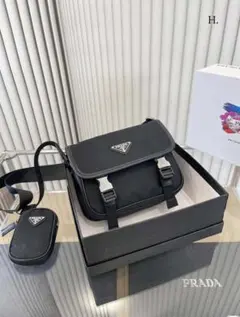 PRADA ショルダーバッグ