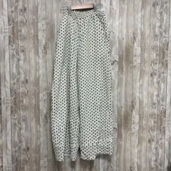 Kastane　幾何学模様　総柄 イージーパンツ ワイドパンツ ホワイト
