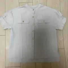 【新品未使用】半袖ブラウス ベージュ Mサイズのサムネイル