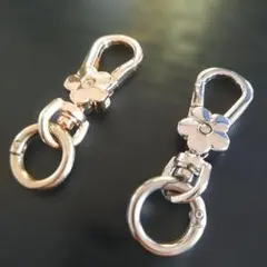 【35】フラワー ナスカン カラビナ付き ゴールド＆シルバー 2個セット