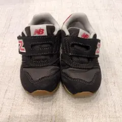 New Balance 373 スニーカー ブラック/レッド 13.5cm