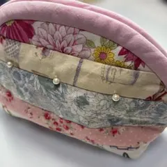ハンドメイド パッチワークポーチ 花柄