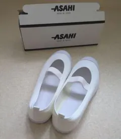 Item thumbnail for item 64c2054d-bc5c-4816-afc6-c039b4ff54b1