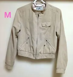 【美品】ON THE COUCH Mサイズ ジャケット ブルゾン ベージュのサムネイル