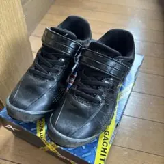 ガチ強　21cm✴︎スニーカー ブラックのサムネイル