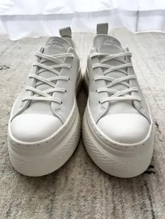 CONVERSE 厚底スニーカー