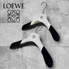 2026年最新】LOEWE 衣類ハンガーの人気アイテム - メルカリ