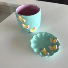 ぴ*ん様 フライングタイガー　バタフライ　陶器のサムネイル