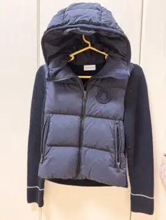 モンクレール ダウンベスト