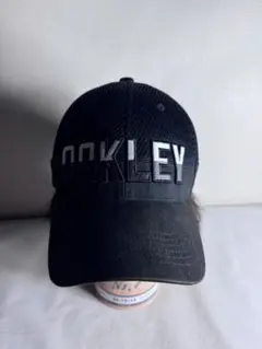 Oakley ブラックメッシュキャップ　ゴルフのサムネイル