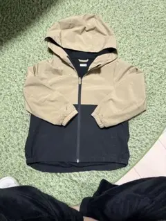 キッズ フード付き ジャケット ベージュ 黒