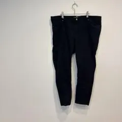 Item thumbnail for item 89cb0940-b5d4-4efa-8872-dc7d703150b0