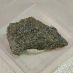 天然石 置物 茶色 不規則形状 - メルカリ