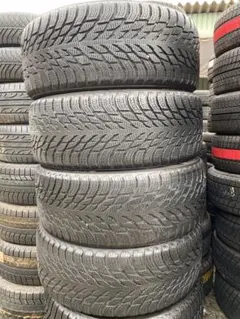 ノキアン 285/40R22 スタッドレス バリ溝 - メルカリ