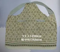 花柄エプロン アイボリーと緑