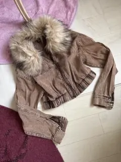 Item thumbnail for item 48ed3c43-1bce-4d4c-ad89-aa830e5a5c1c