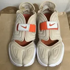 NIKE ナイキ アクアリフト 25㎝ ベージュ×オレンジ タビスニーカー 足袋