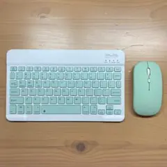 新品未使用　充電式　Bluetooth キーボード＋マウス　グリーン　ワイヤレス