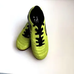 UMBRO フットサルシューズ イエロー グレー　22cmのサムネイル