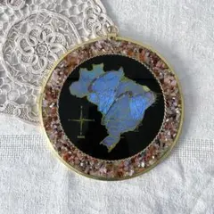 【モルフォ蝶】ブラジル地図壁掛けアート　29センチ大型 天然石装飾・:*+・:* ブラジル モルフォ蝶 ディデウスモルフォ蝶 標本 壁掛け アート