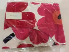 marimekko マリメッコ　エプロン　赤【新品未使用】のサムネイル