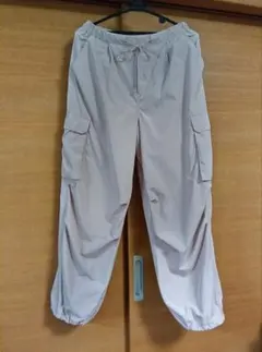 GU ベージュ カーゴパンツ ウエスト紐付き レディースL