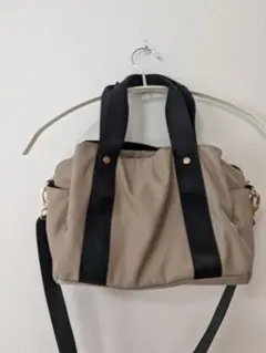 a.v.v 2way ショルダーバッグ ベージュ×ブラック