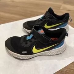 Nike ブラック スニーカー ベルクロ