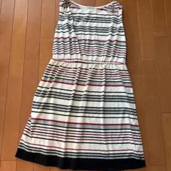 【Mサイズ】SHOO LA RUE ボーダー ノースリーブ ワンピース 裏地のサムネイル