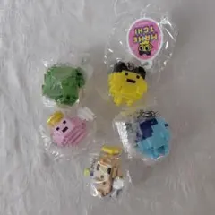 たまごっち 　ドットフィギュアチャーム　5種　フルコンプ