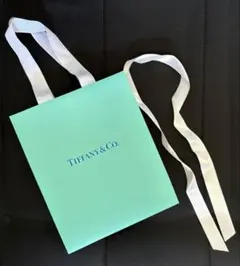 ティファニー　紙袋とリボンのセット