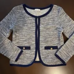 ノーカラージャケット ネイビーとホワイト