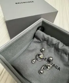 2026年最新】balenciaga ピアス 片耳の人気アイテム - メルカリ
