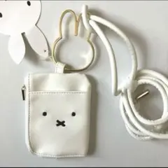 Item thumbnail for item 5a3abf4c-75a1-4c35-8556-360c5b41d92e