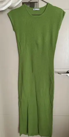 ZARA グリーン ニットワンピース Sサイズ