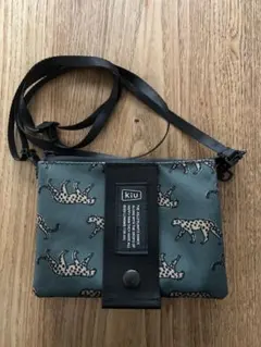 Kiu サコッシュ レオパード柄のサムネイル