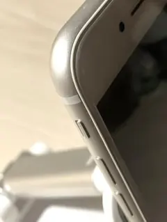 Apple iPhone 8 シルバー(ホワイト) 本体　64GB SIMフリー