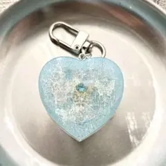 シェイカーキーホルダー　水色の砂漠