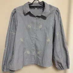 ストライプ柄刺繍入り長袖シャツ Mサイズ