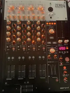 Item thumbnail for item dbf119da-b6a5-4414-9814-806b08180056