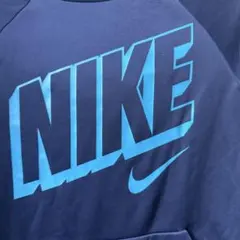 NIKE DRI-FIT ネイビー パーカー　150cm