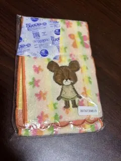 クマ刺繍タオル 花柄デザイン