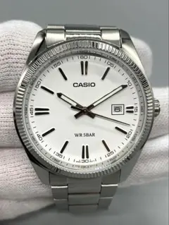 美品 CASIO MTP-1302 白文字盤 WR5BAR 動作品【3269】のサムネイル