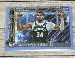 NBAカード ヤニス・アデトクンボ パラレル グリッター 2025 ホリデー