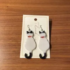 ハンドメイドレジンフックピアス　猫