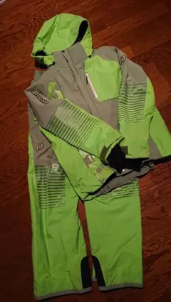オンヨネ スキーウェア 上下セット