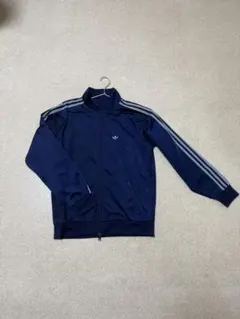 アディダス　ワンポイント刺繍ロゴ入　トラックジャケット