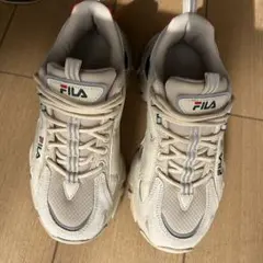 FILA ランニングシューズ ホワイト/グレー/グリーン/レッド