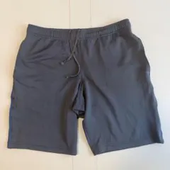 ユニクロ　メンズ　ショートパンツ　グレー　Sサイズのサムネイル
