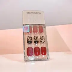 新品未開封　ダッシングディバ　豹　つけ爪